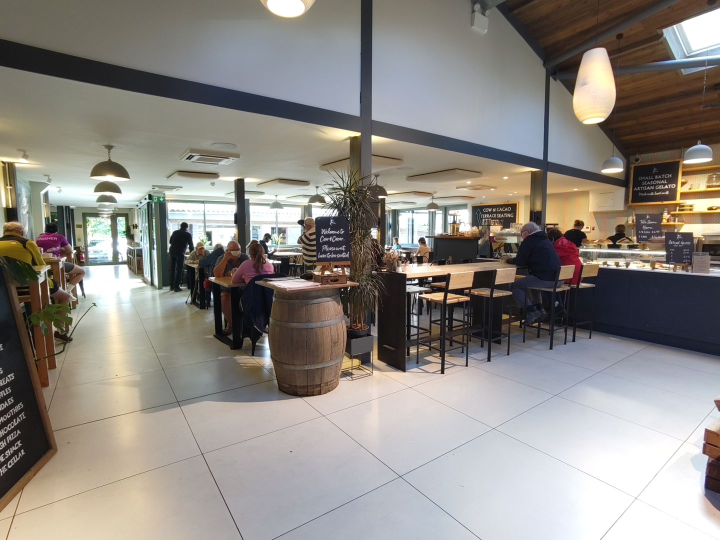 Darts Farm - Cow & Cacao interior