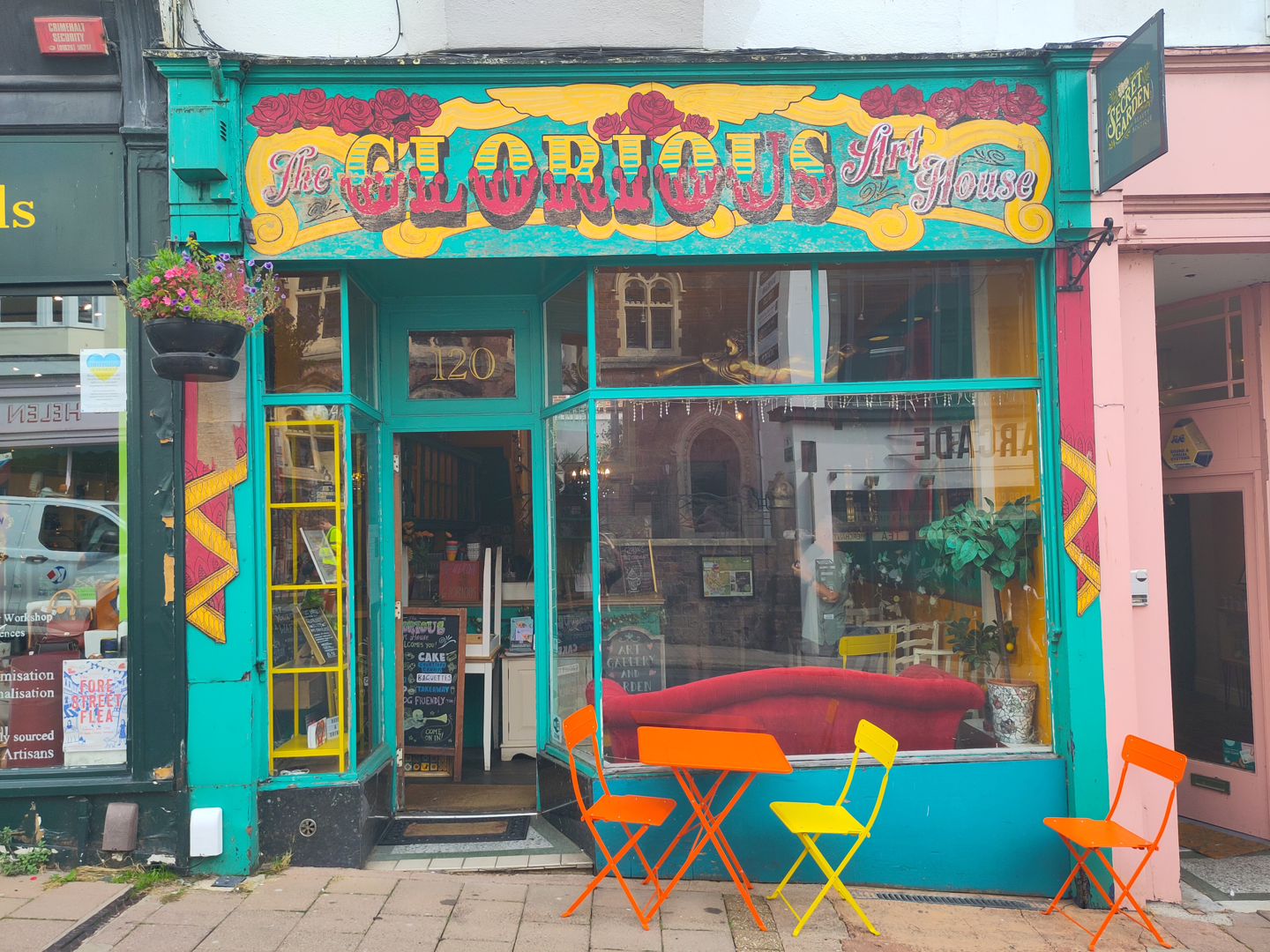 The Glorious Art House exterior