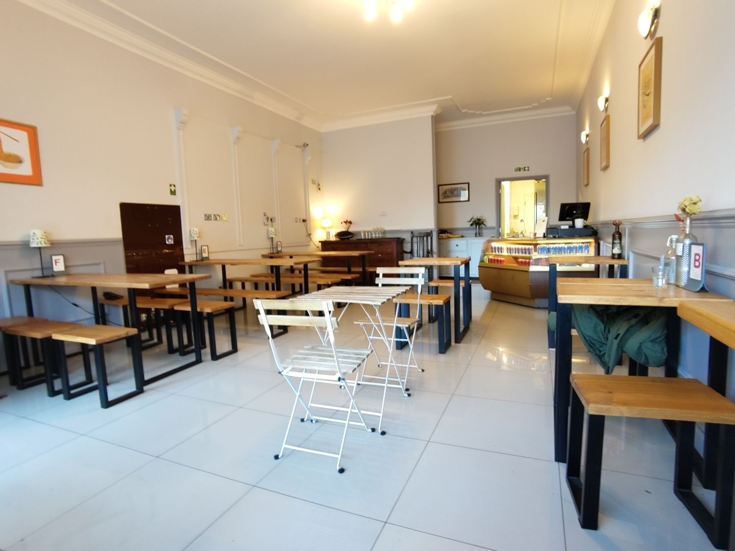 Rogamo interior