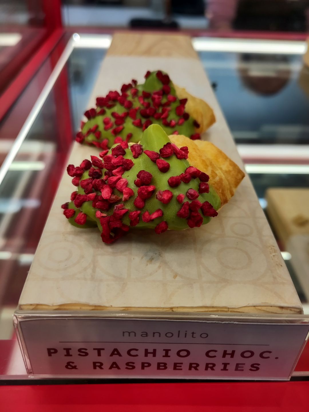 Pistachio Choc. & Raspberries Manolito